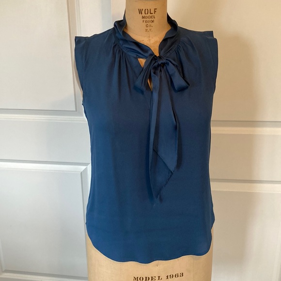 LOFT Tops - Loft-Gorgeous Teal Blouse